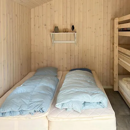 Fredfyldt Hjem Omgivet Af Marker Og Skov * Herning