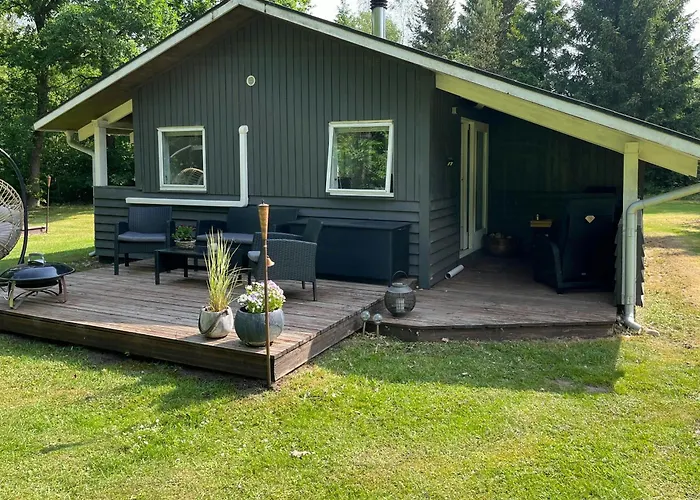 بيت للعطل Fredfyldt Hjem Omgivet Af Marker Og Skov